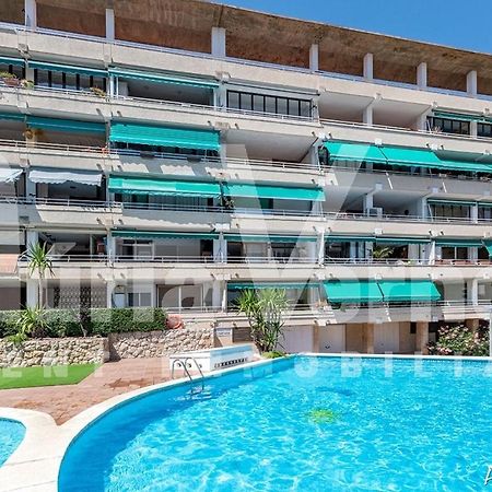 Bbq - Pool - Costa Apartments Салоу Екстер'єр фото
